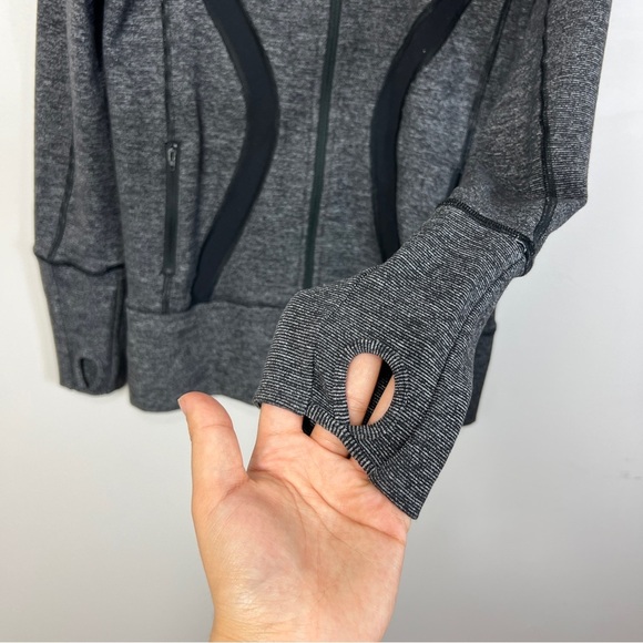 Lululemon In Stride Jacket Black / Wee Stripe Black Heathered Black women 8 - Picture 11 of 15